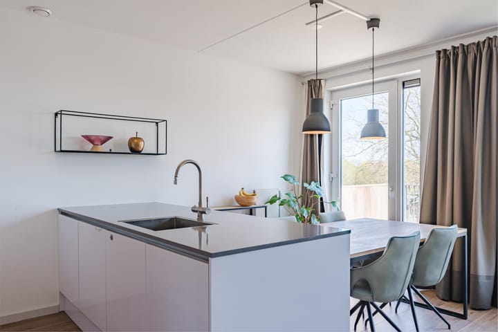 Foto 17 van Van Lijnden van Hemmenstraat 173