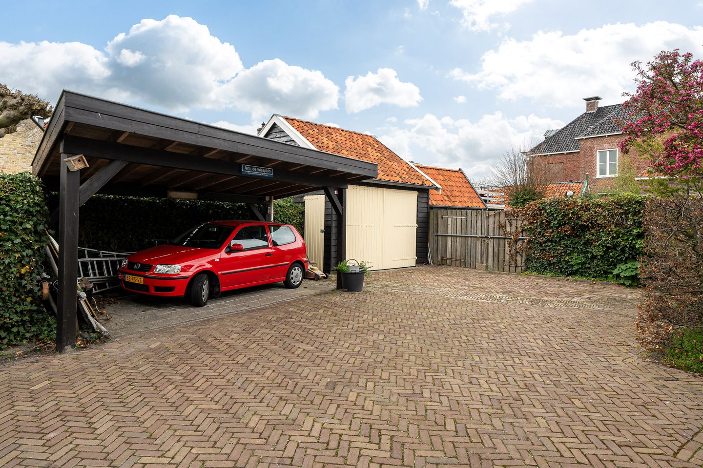 Foto 59 van Iewâl 1