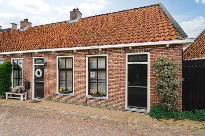 Photo 61 of Iewâl 1