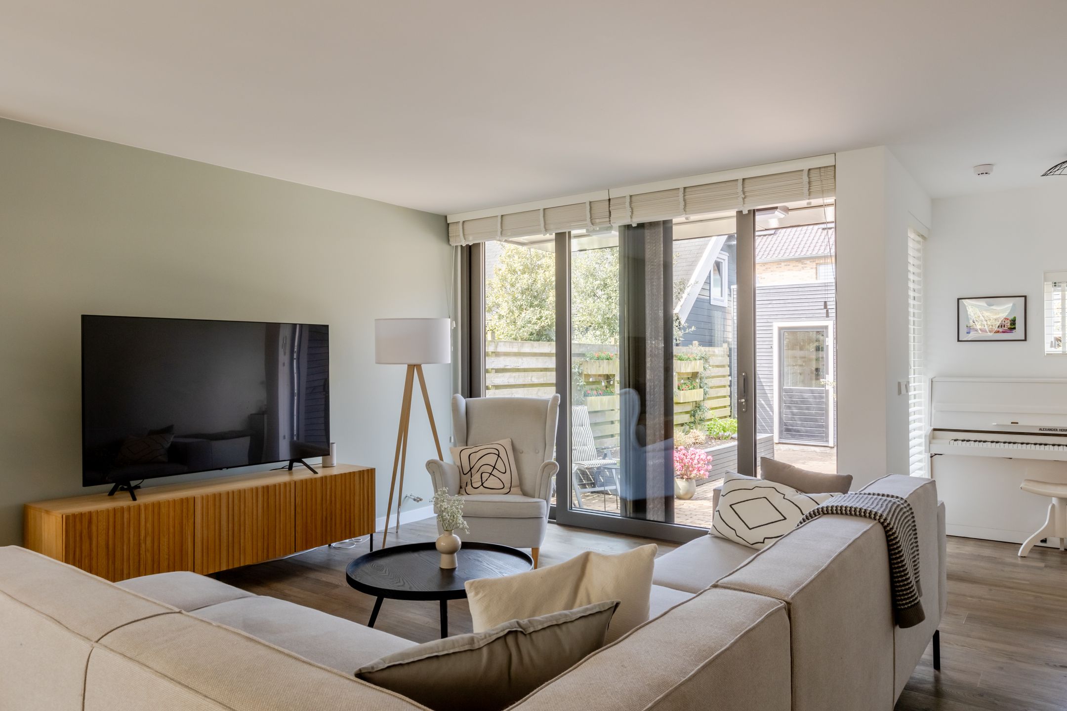 Photo 24 of Schoolstraat 53