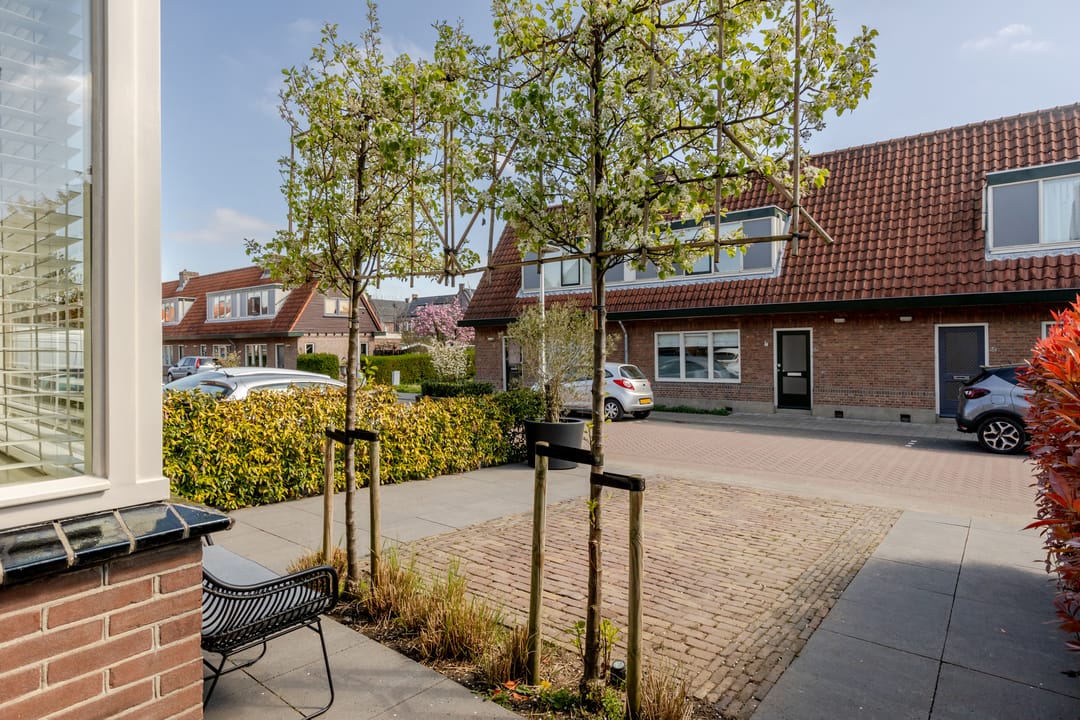 Photo 67 of Schoolstraat 53