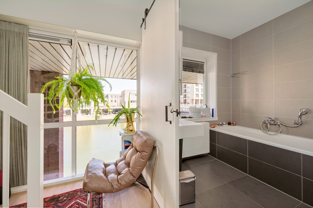 Foto 17 van Polygoongracht 32