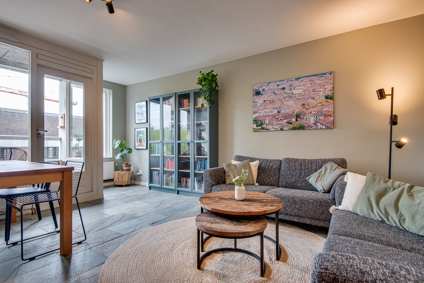 Foto 1 van Burgemeester Loeffplein 117