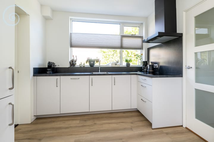 Foto 14 van Emmaweg 9