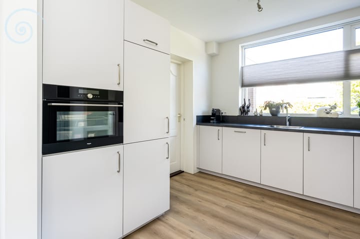 Foto 15 van Emmaweg 9