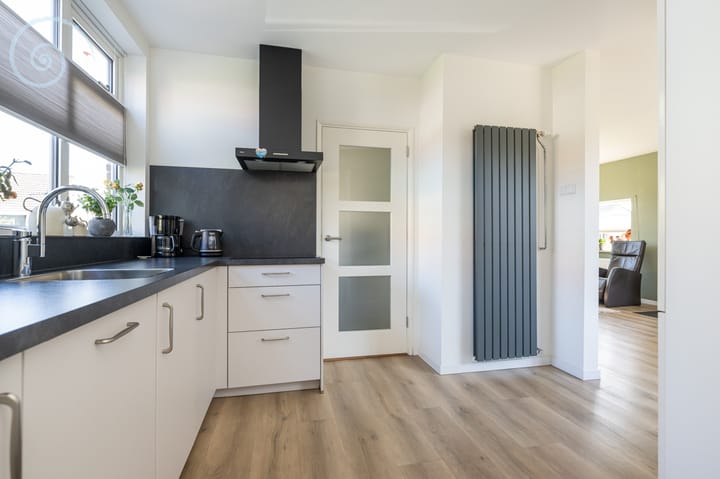 Foto 16 van Emmaweg 9