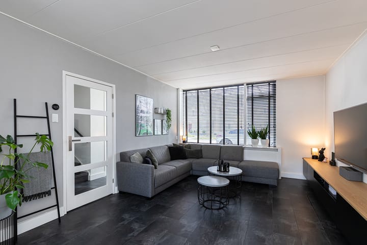 Foto 2 van Vincent van Goghlaan 22