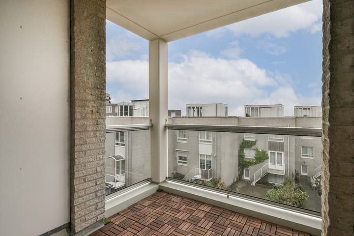 Foto 13 van Dr Joh G Mezgerstraat 61