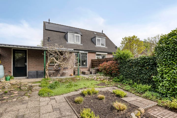 Foto 23 van Cypreslaan 9