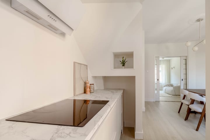 Photo 17 of Kortenaerstraat 4-A