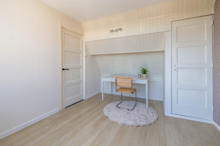 Photo 32 of Kortenaerstraat 4-A