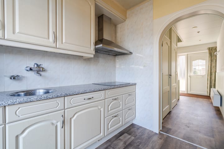 Foto 16 van Bernhardlaan 17