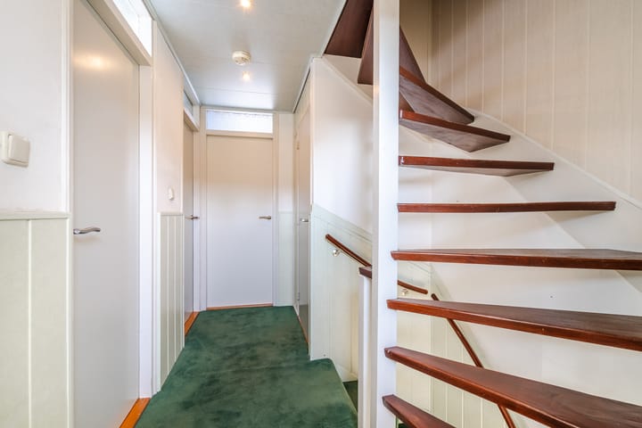 Foto 30 van Bernhardlaan 17