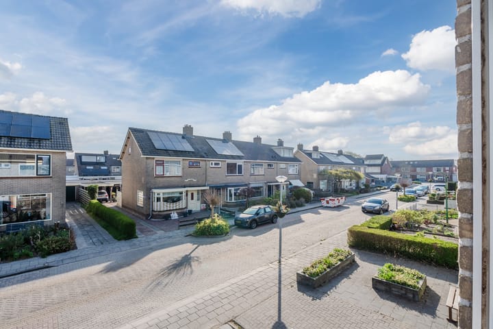 Foto 35 van Bernhardlaan 17