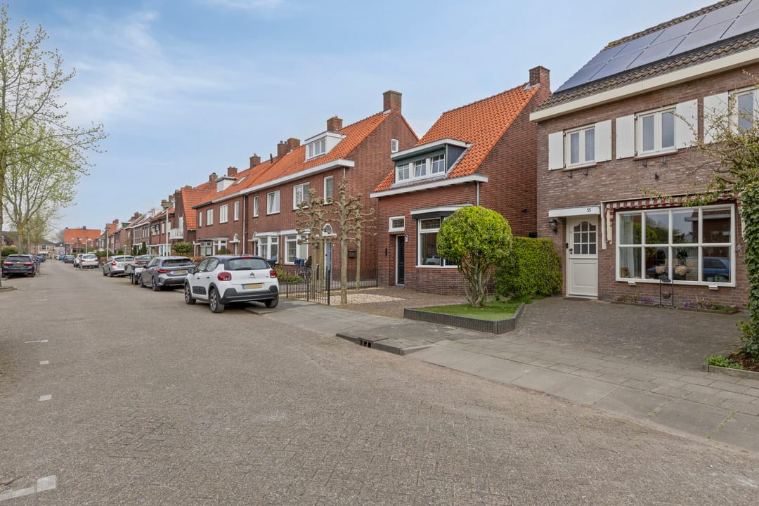 Foto 32 van Middenstraat 55