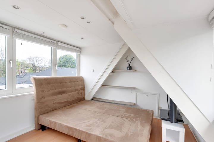 Foto 18 van Merelstraat 80