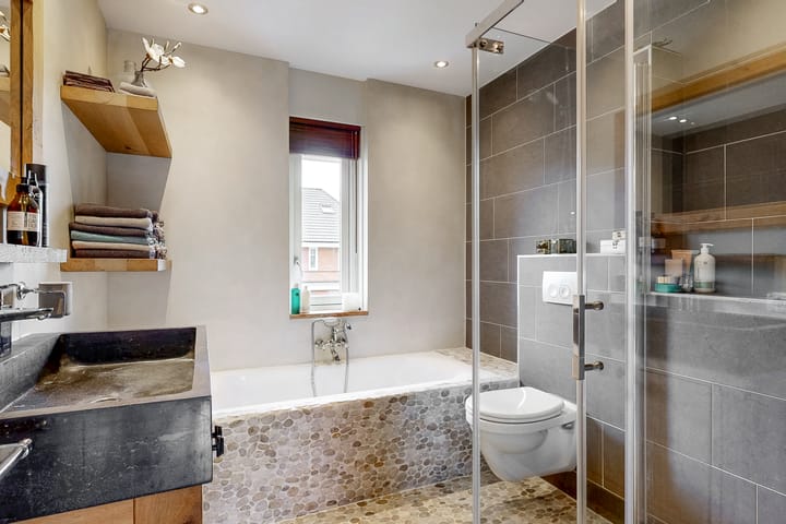 Foto 24 van Matjador 99