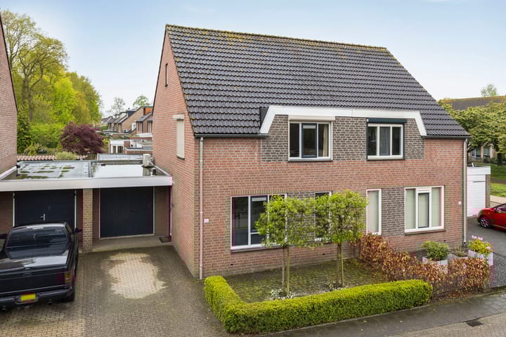 Foto 33 van Swalmstraat 16