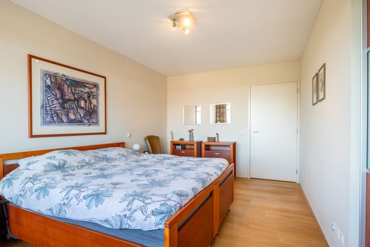 Foto 16 van Generaal Maczekstraat 139