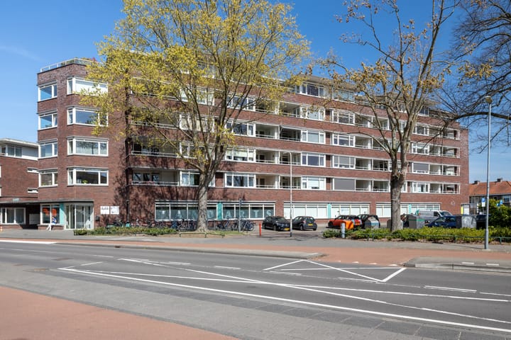 Foto 27 van Generaal Maczekstraat 139