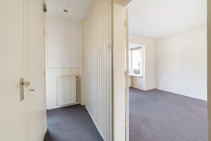 Photo 8 of Catharina van Rennesstraat 3