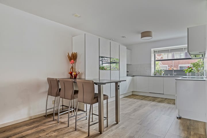 Foto 11 van Marius Richtersstraat 38