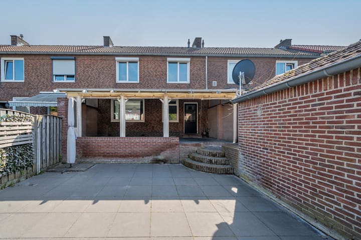 Foto 20 van Merelstraat 8