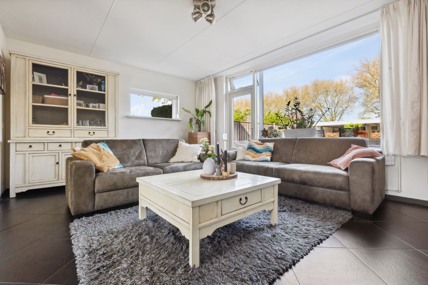 Foto 4 van Gravekamp 1