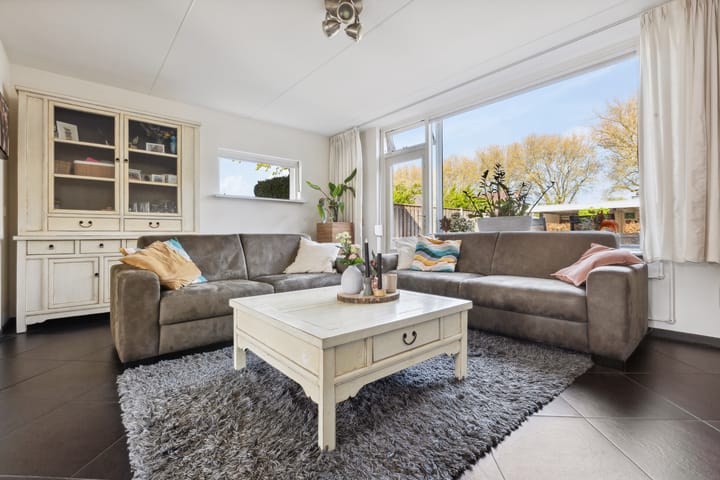 Foto 4 van Gravekamp 1