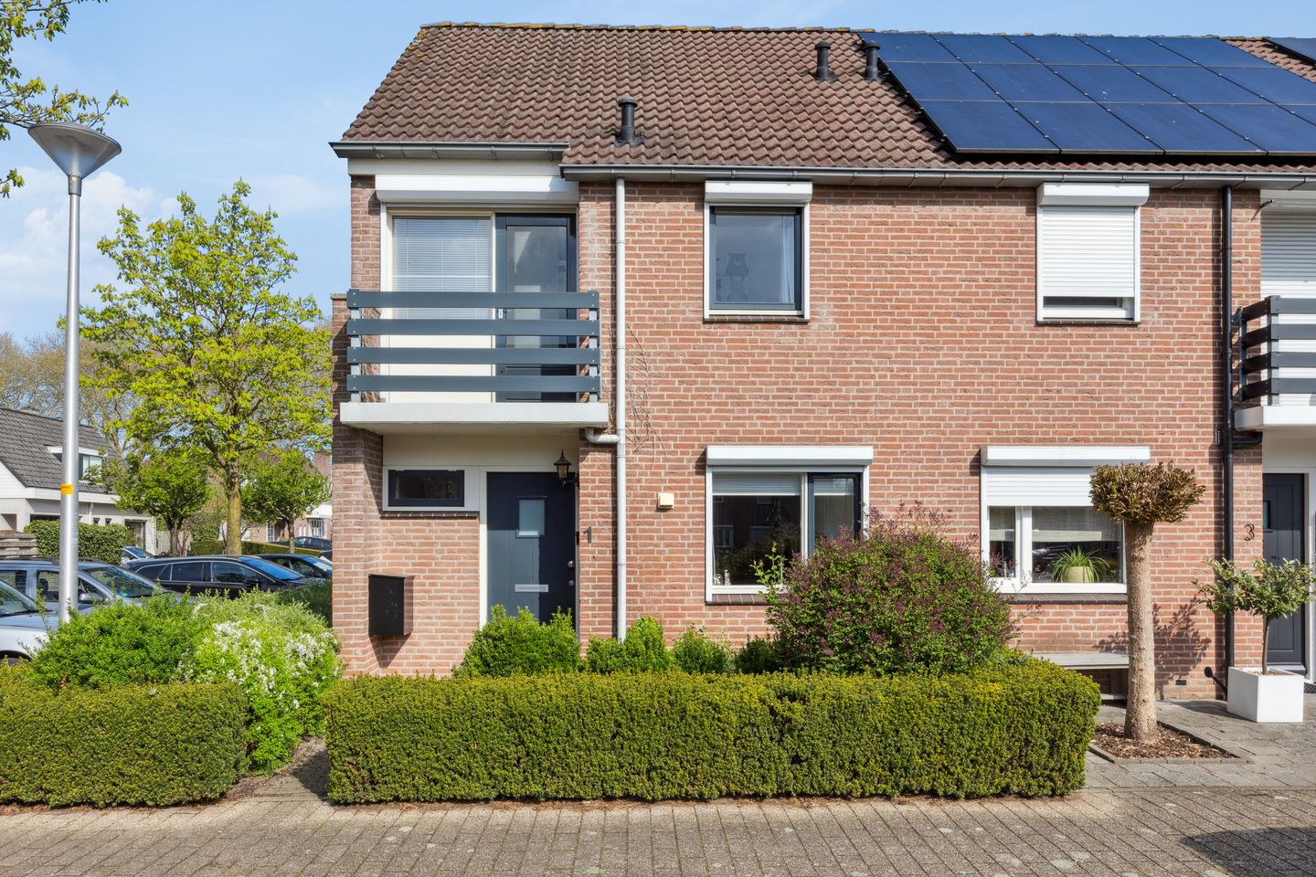 Foto 14 van Gravekamp 1