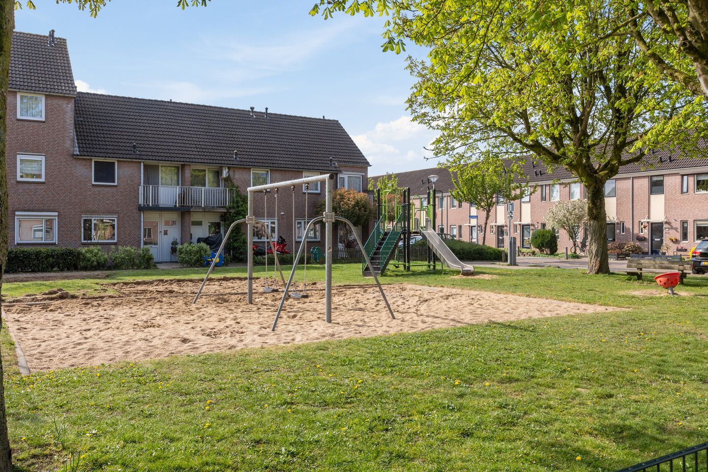 Foto 29 van Gravekamp 1