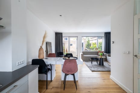 Den Elst 15 secondary image