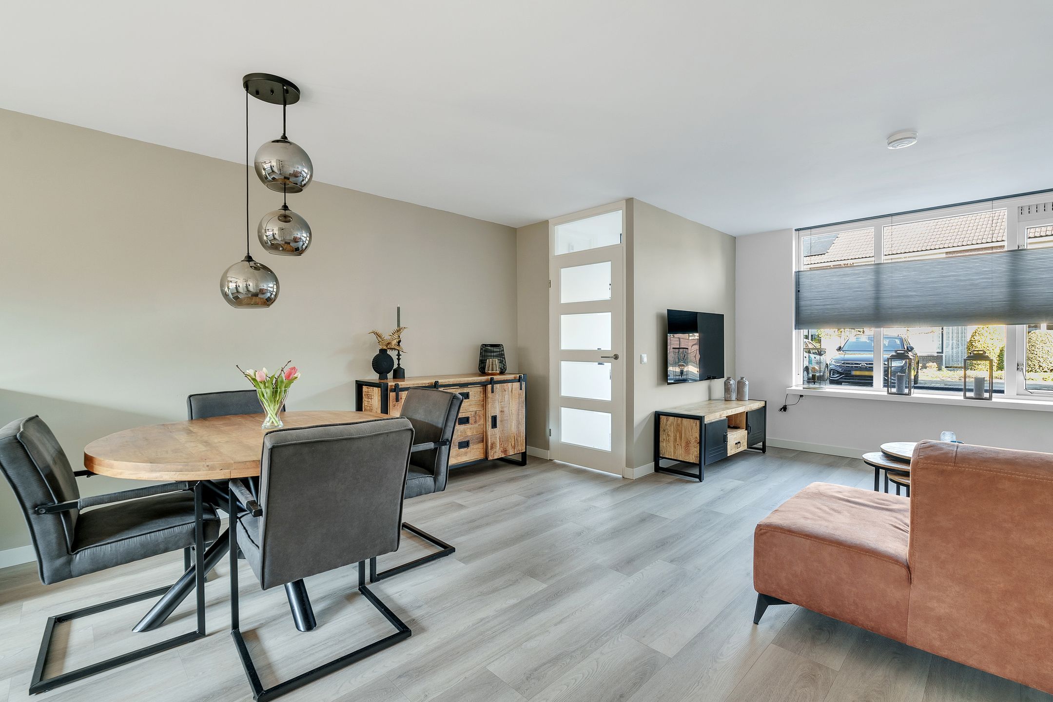 Foto 3 van Weegbree 11