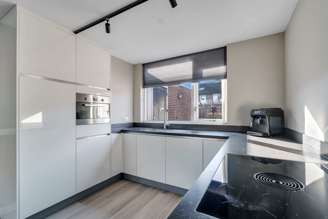 Foto 11 van Weegbree 11