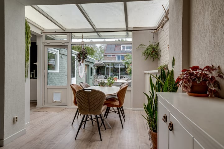 Foto 15 van PC Hooftstraat 67