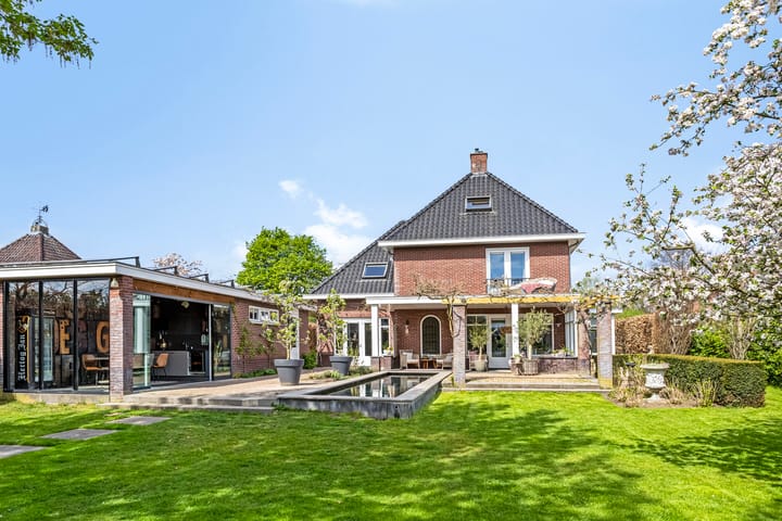 Foto 2 van Bredevoortsestraatweg 64-A