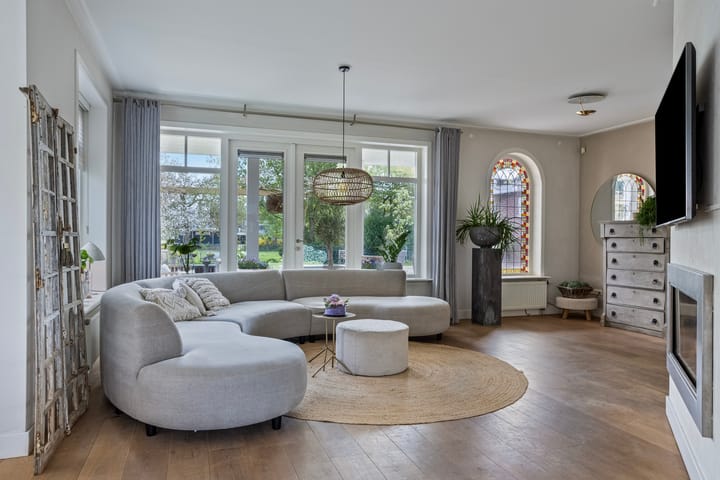 Photo 13 of Bredevoortsestraatweg 64-A