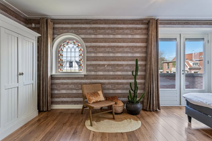 Photo 35 of Bredevoortsestraatweg 64-A