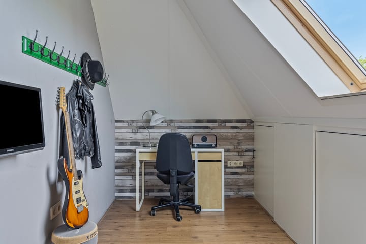 Photo 44 of Bredevoortsestraatweg 64-A