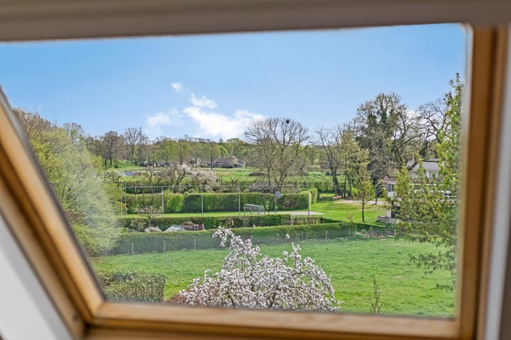 Photo 47 of Bredevoortsestraatweg 64-A