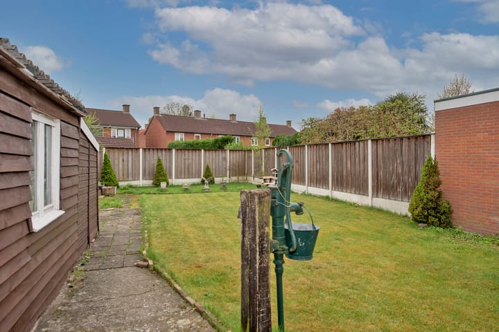 Foto 30 van Willem-Alexanderweg 15