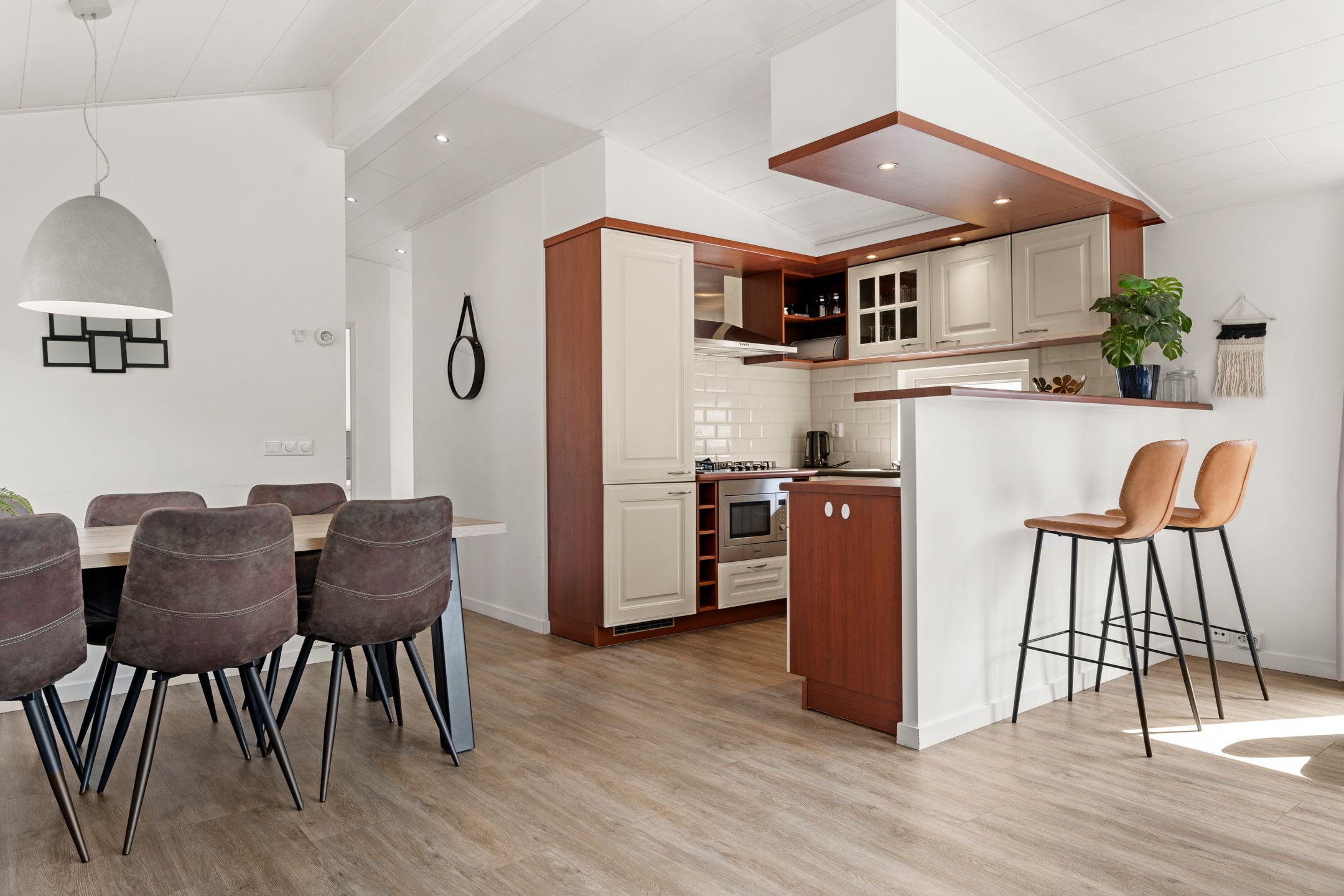 2-bedroom freehold villa in Ede — photo 4 of 5