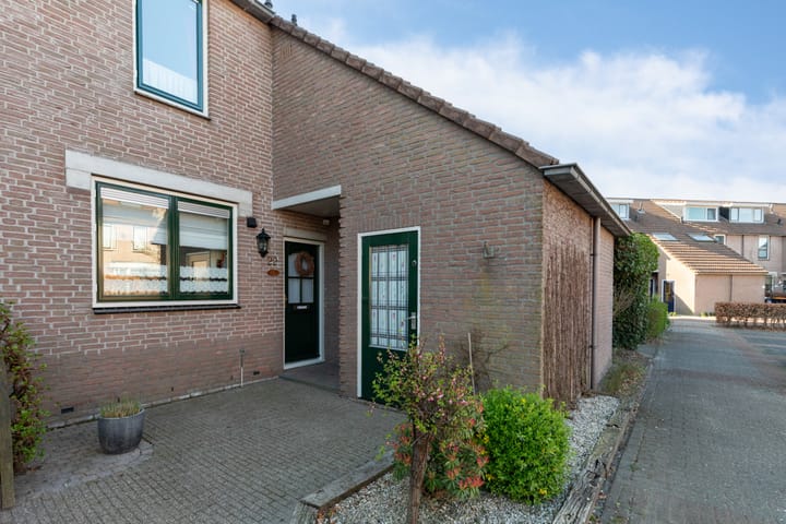 Foto 6 van Burgemeester Hoekstrastraat 22