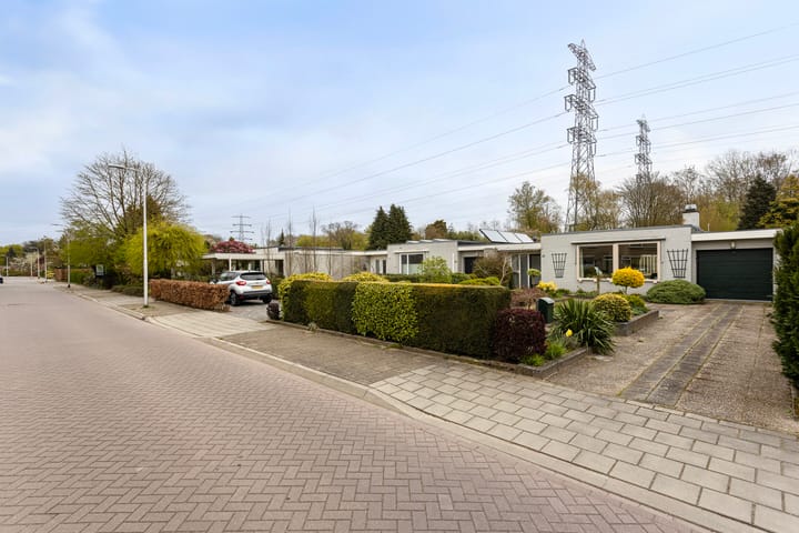 Foto 2 van van Essenstraat 32