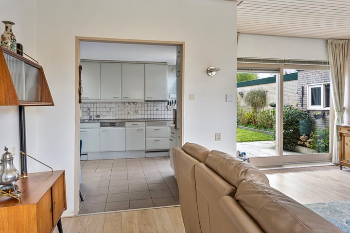 Foto 10 van van Essenstraat 32