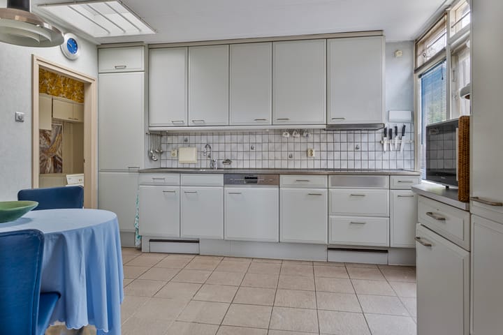 Foto 11 van van Essenstraat 32