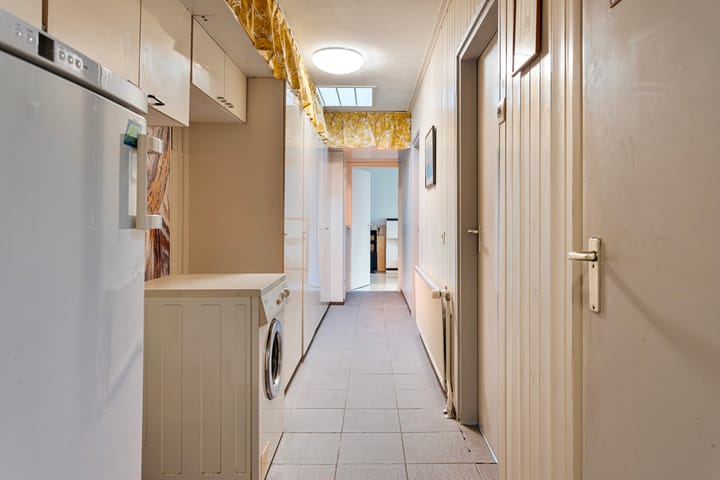 Foto 17 van van Essenstraat 32