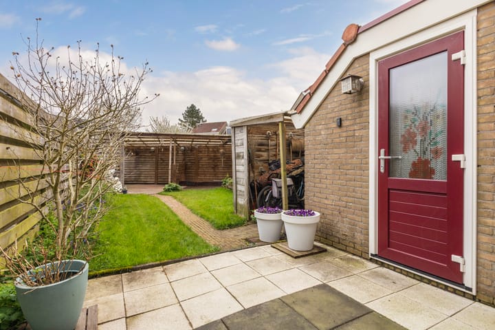 Foto 2 van Wibrandastate 17