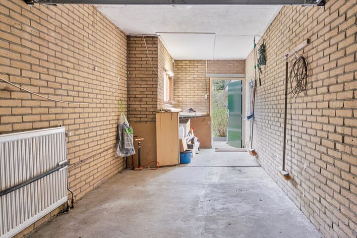 Foto 25 van van Essenstraat 32