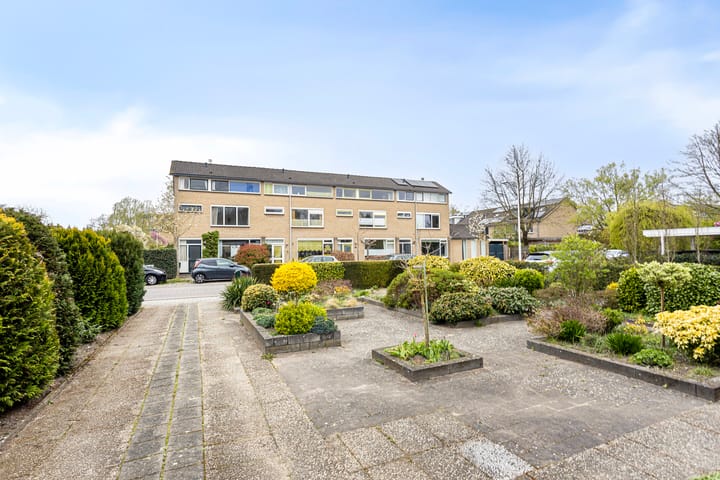 Foto 39 van van Essenstraat 32